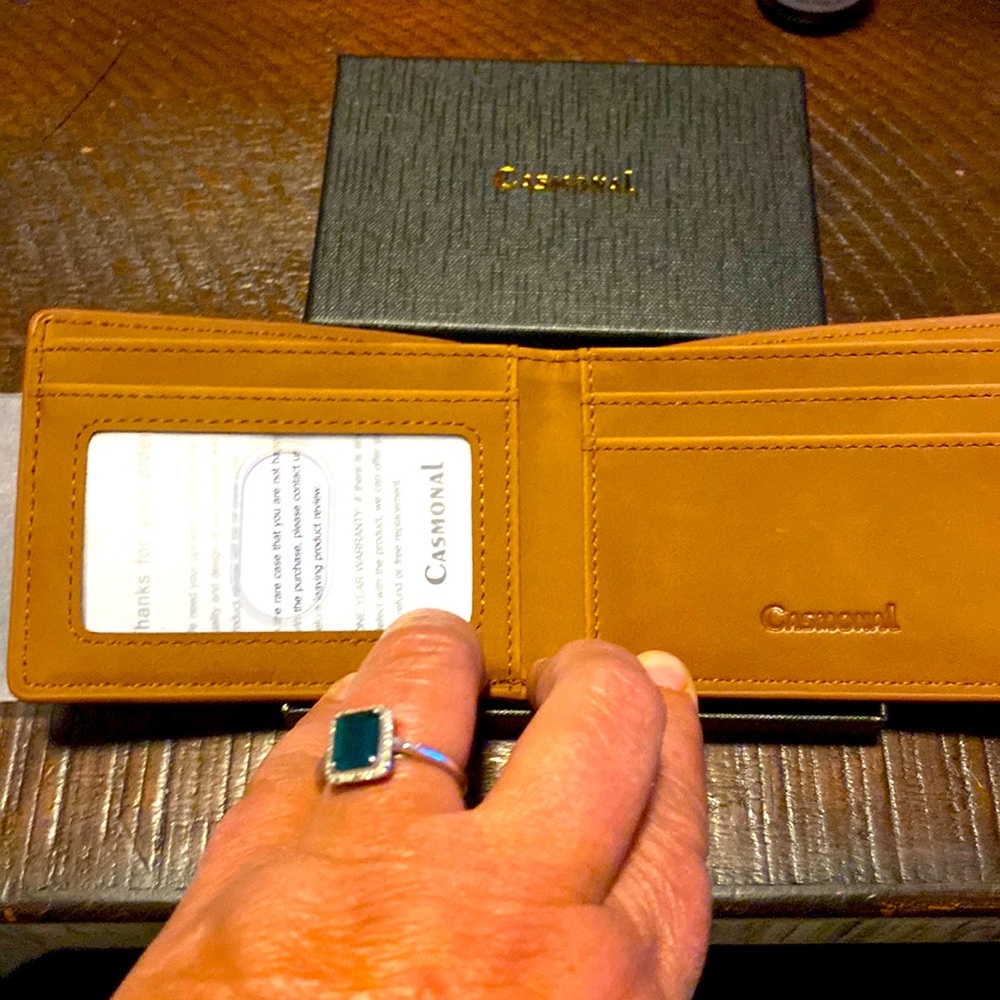 Casmonal Mens Leather Crazyhorse Brown Slim Wallet New in Box